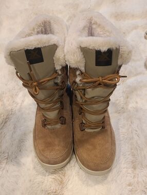 ZeroXposur Women's Tan Lace-Up Faux-Fur Winter Boots